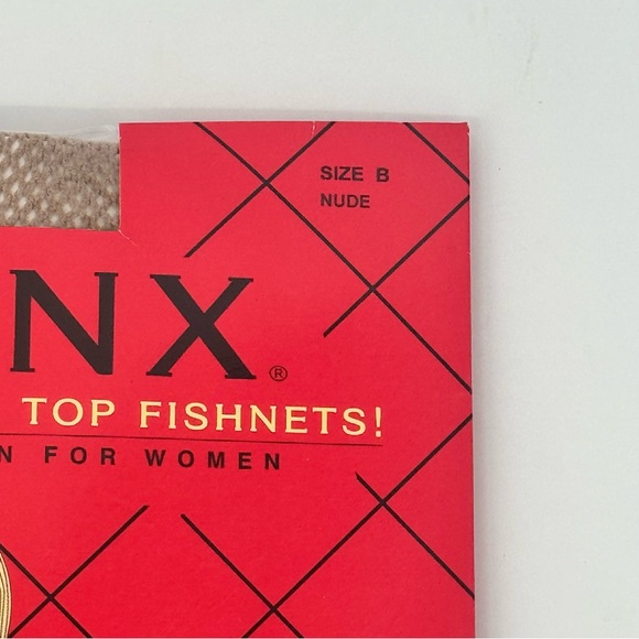 NWT SPANX Extended Control Top Nude Fishnets Fishenet Stockings Tights Size B - Picture 2 of 8